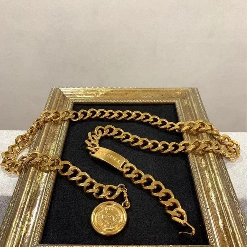 18K  Chanel Gold Vintage Necklace
