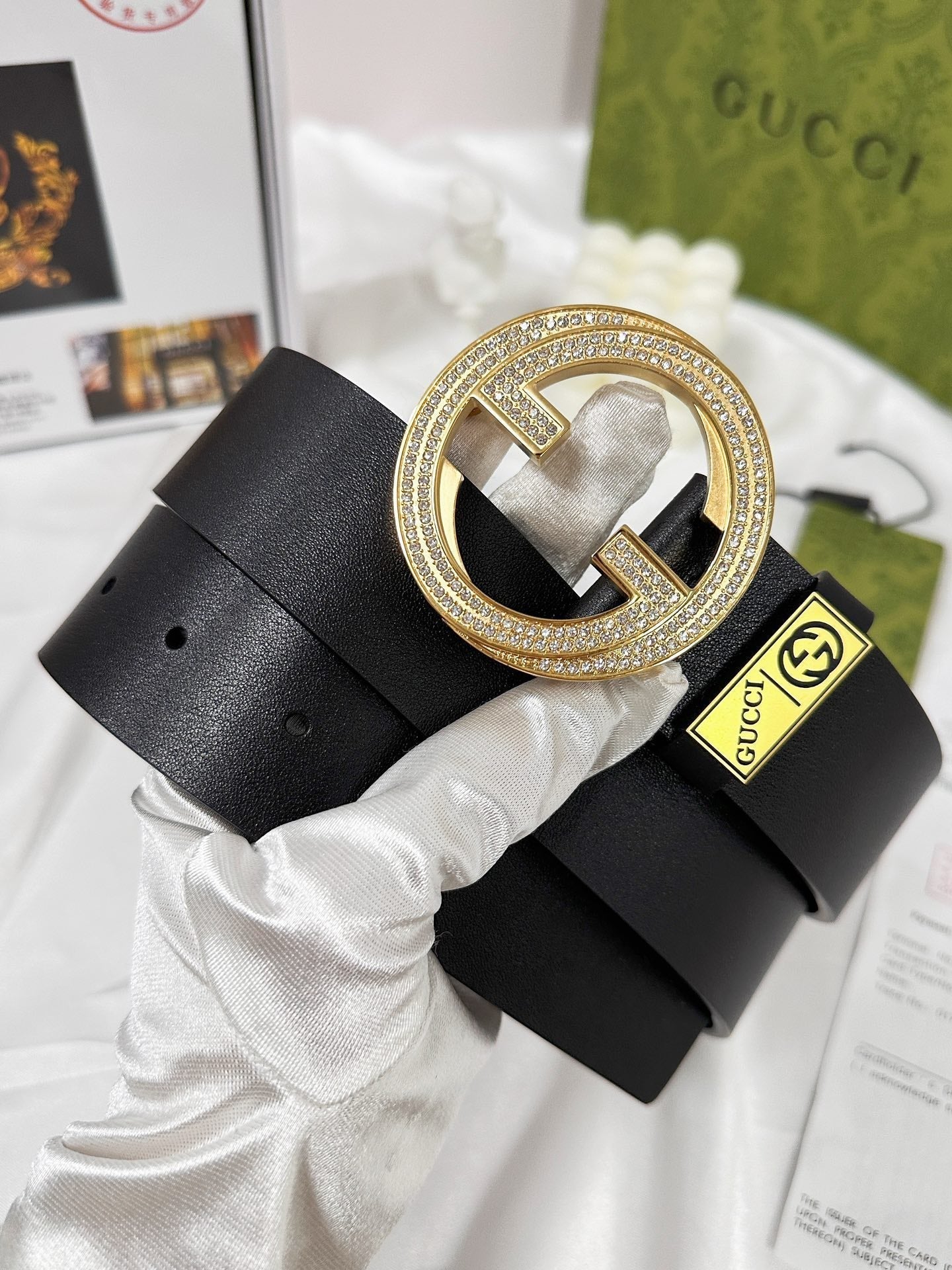 Black Leather Belt – Shimmering Crystal Round Buckle | Premium Women's Accessory